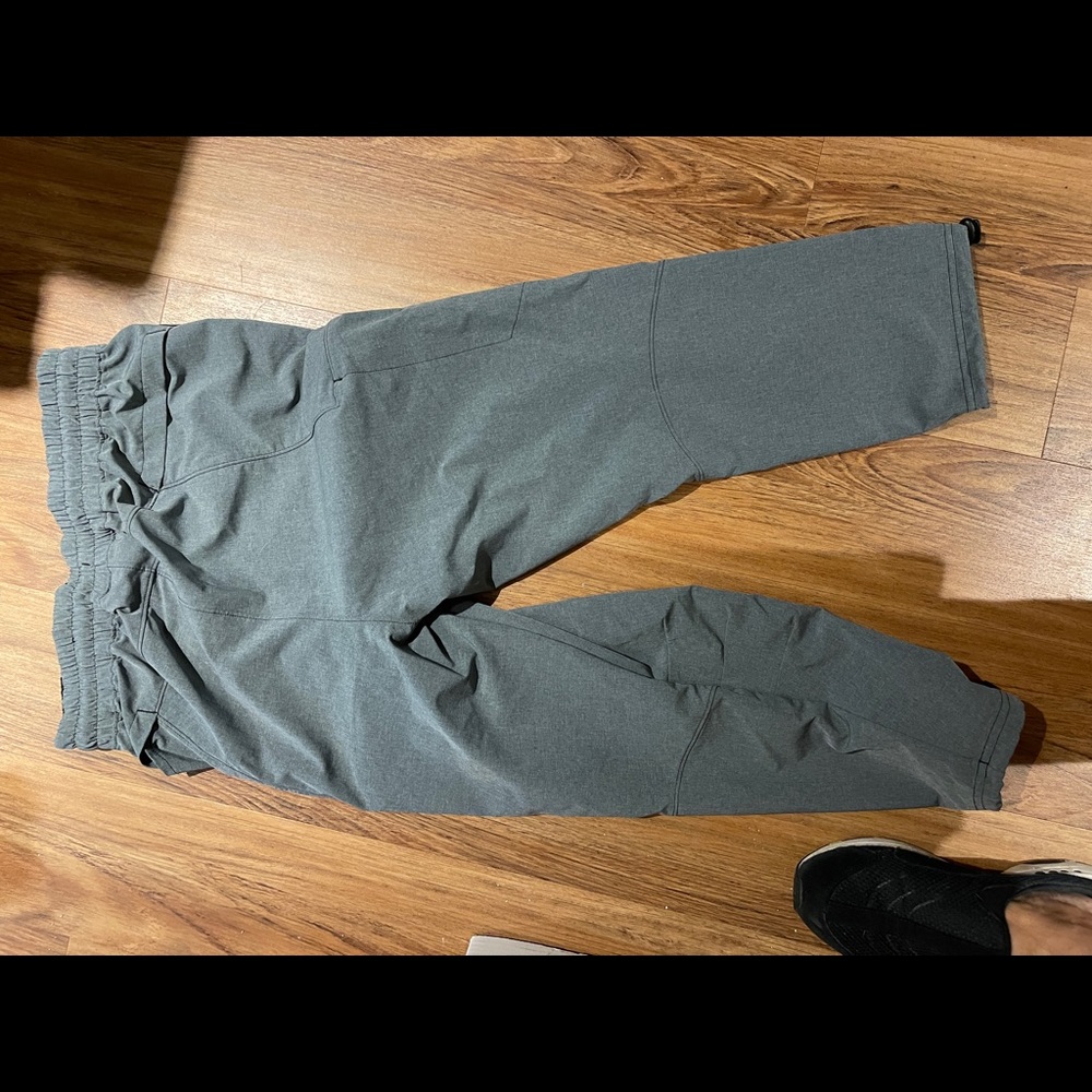 Under Armour cargo pants